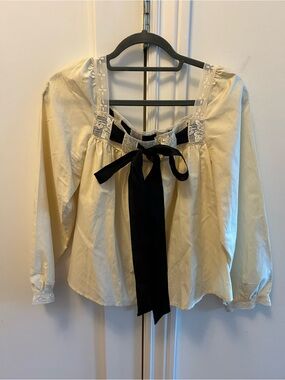 Doën Cream Peasant Blouse with Black Ribbon